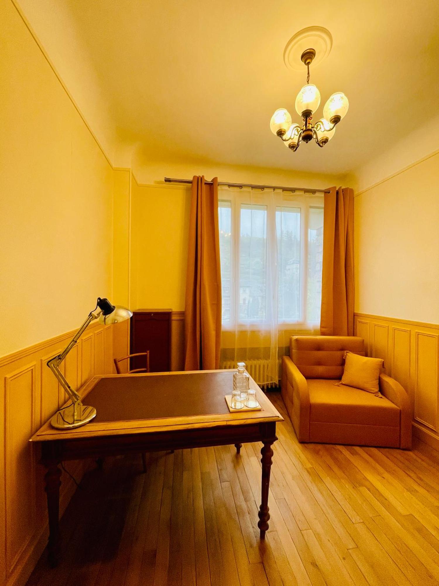 La Maison Au Toit Vert 에스팔리옹 외부 사진